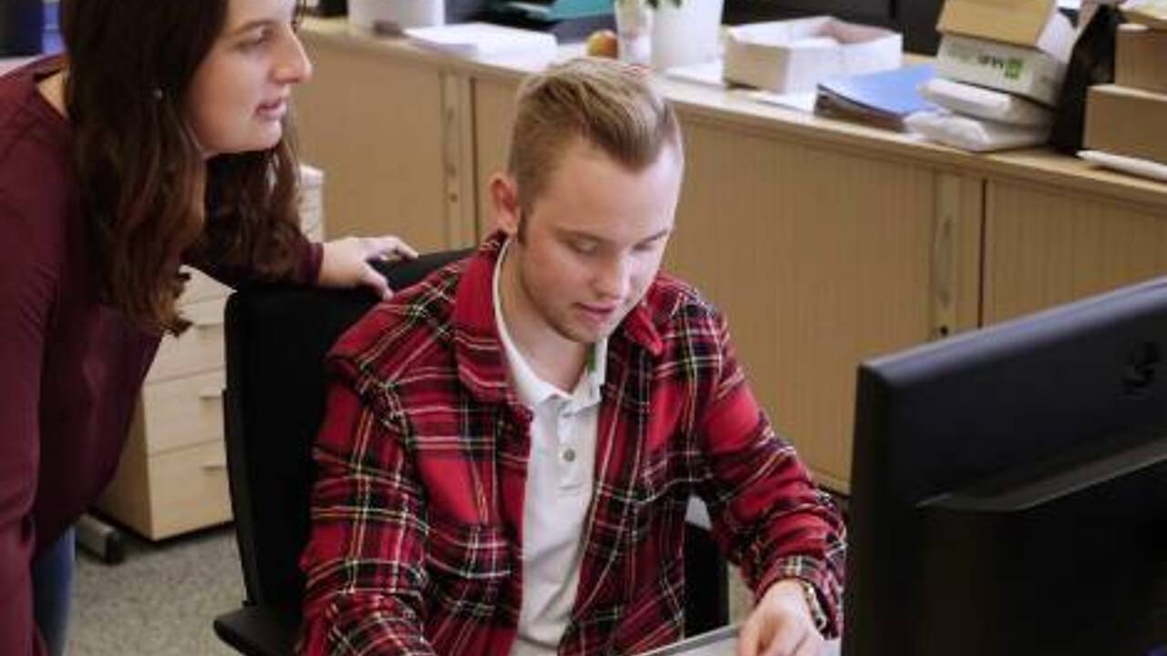 Ausbildung Verwaltung (Foto: Halbstark)